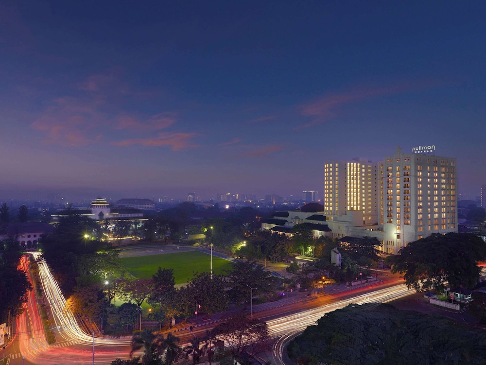 Pullman Bandung Grand Central 72/75