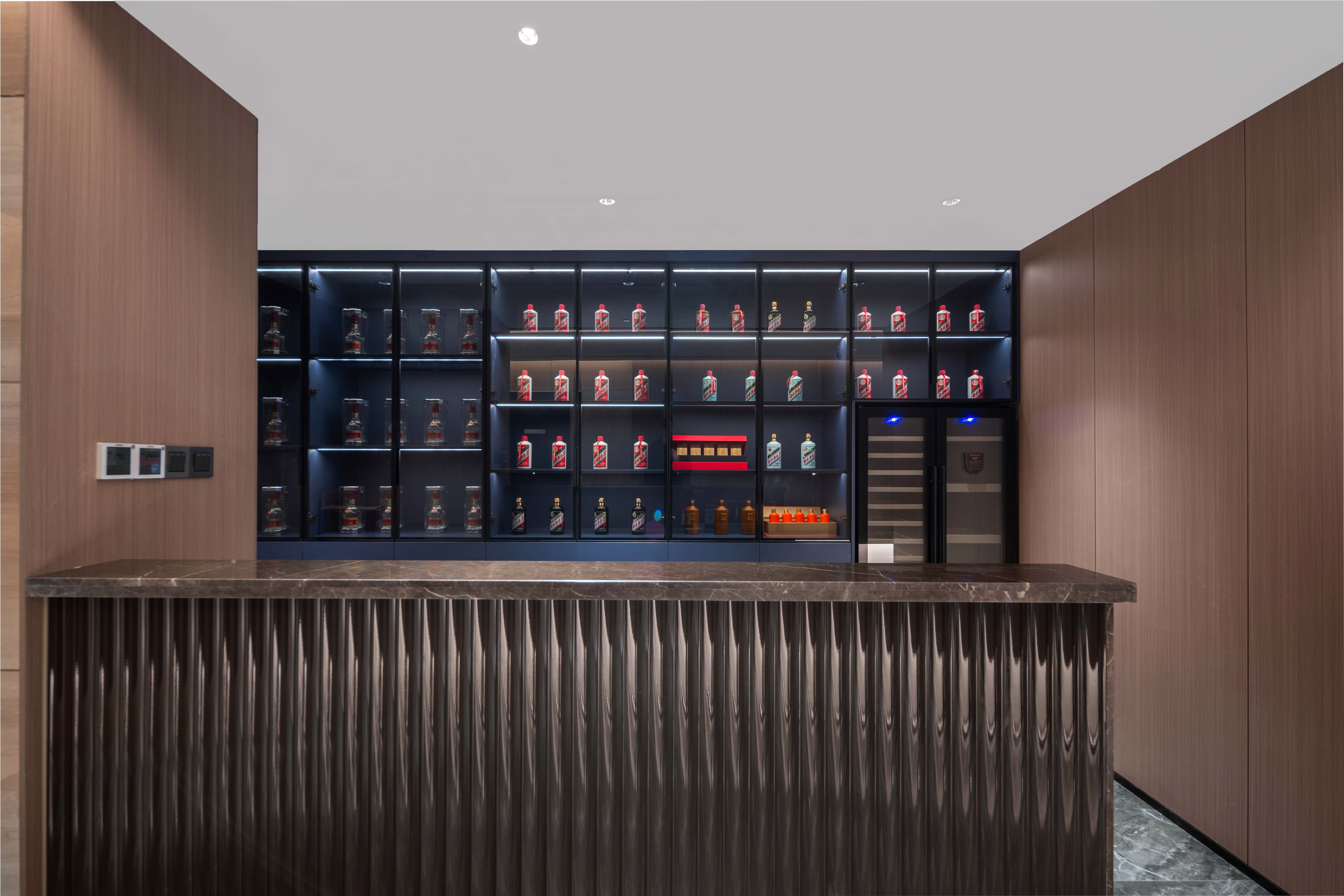 Holiday Inn Express Shanghai Hongqiao NECC 11/50