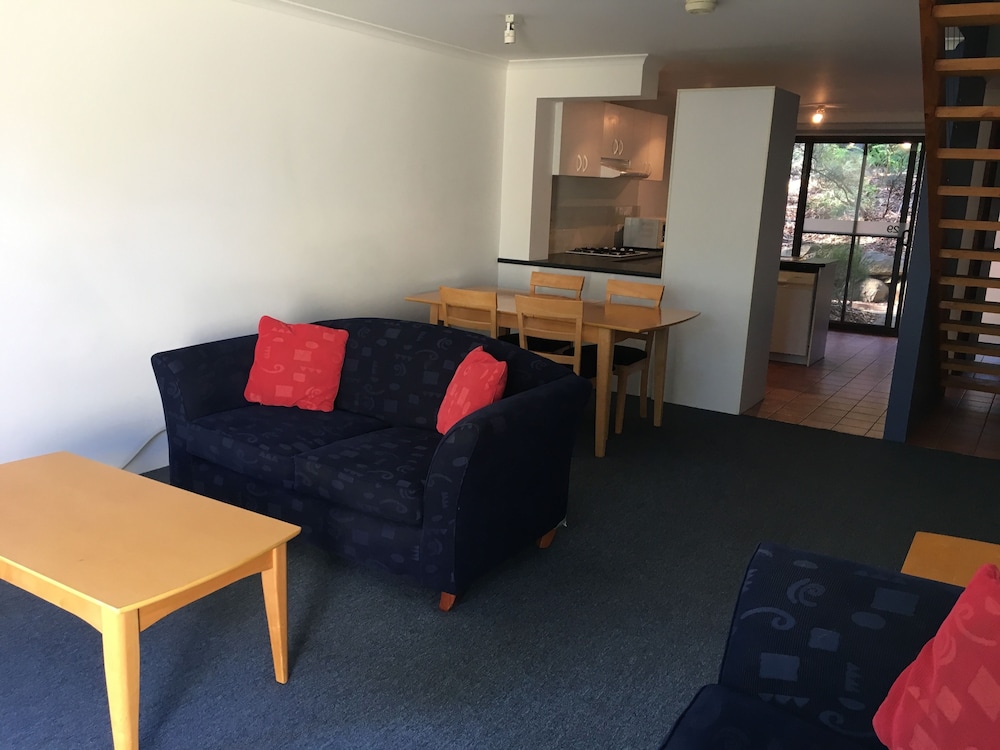 Avoca Beach Hotel 28/45