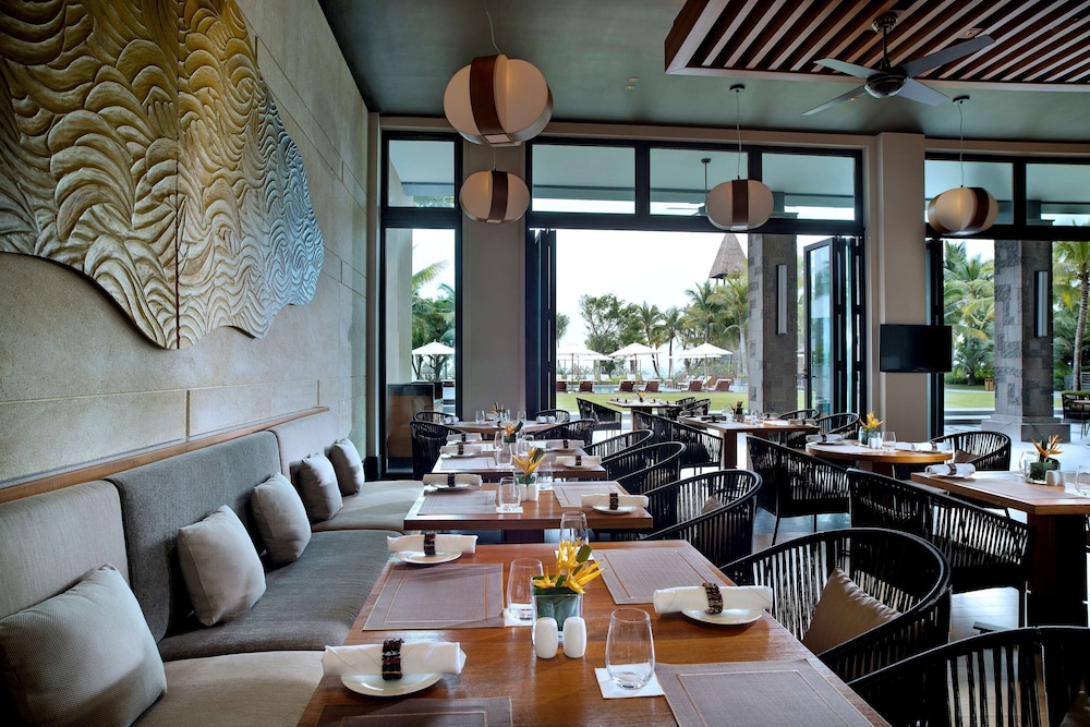 Raffles Hainan 57/71