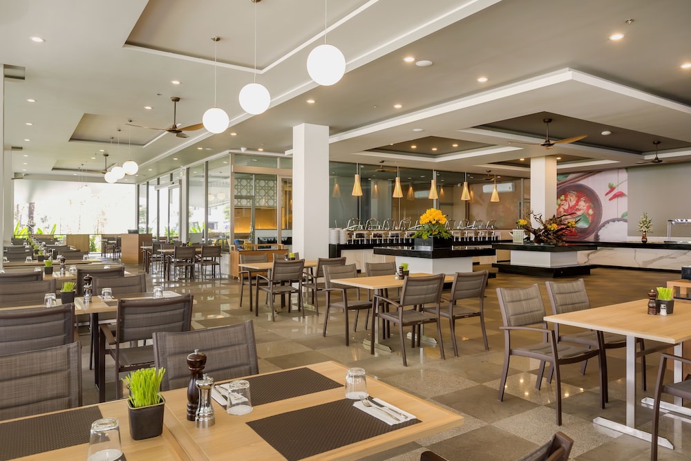 X10 Khaolak Resort 30/47