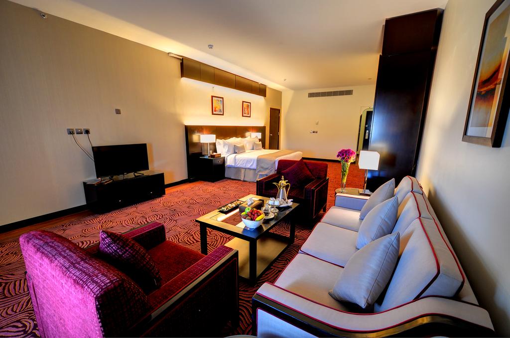 شركة واجهة طيبة الفندقية(Taiba Front Hotel Ex Elaf Al Majeedi) 33/50