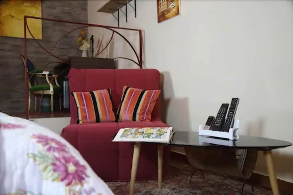Casa Di Lucia 27/50