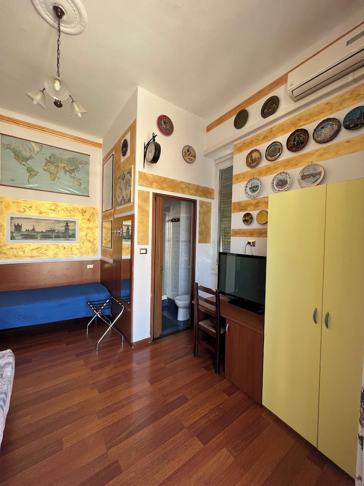 Albergo Astro 7/45