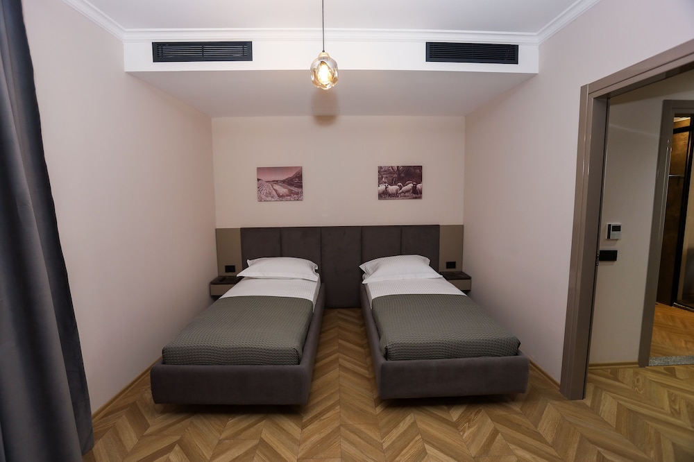 Room at Belvedere Hotel & Spa, VLORE
