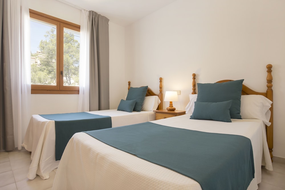 Las Velas Apartments 10/57