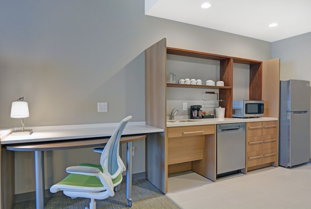 Home2 Suites By Hilton Charleston Daniel Island 45/55