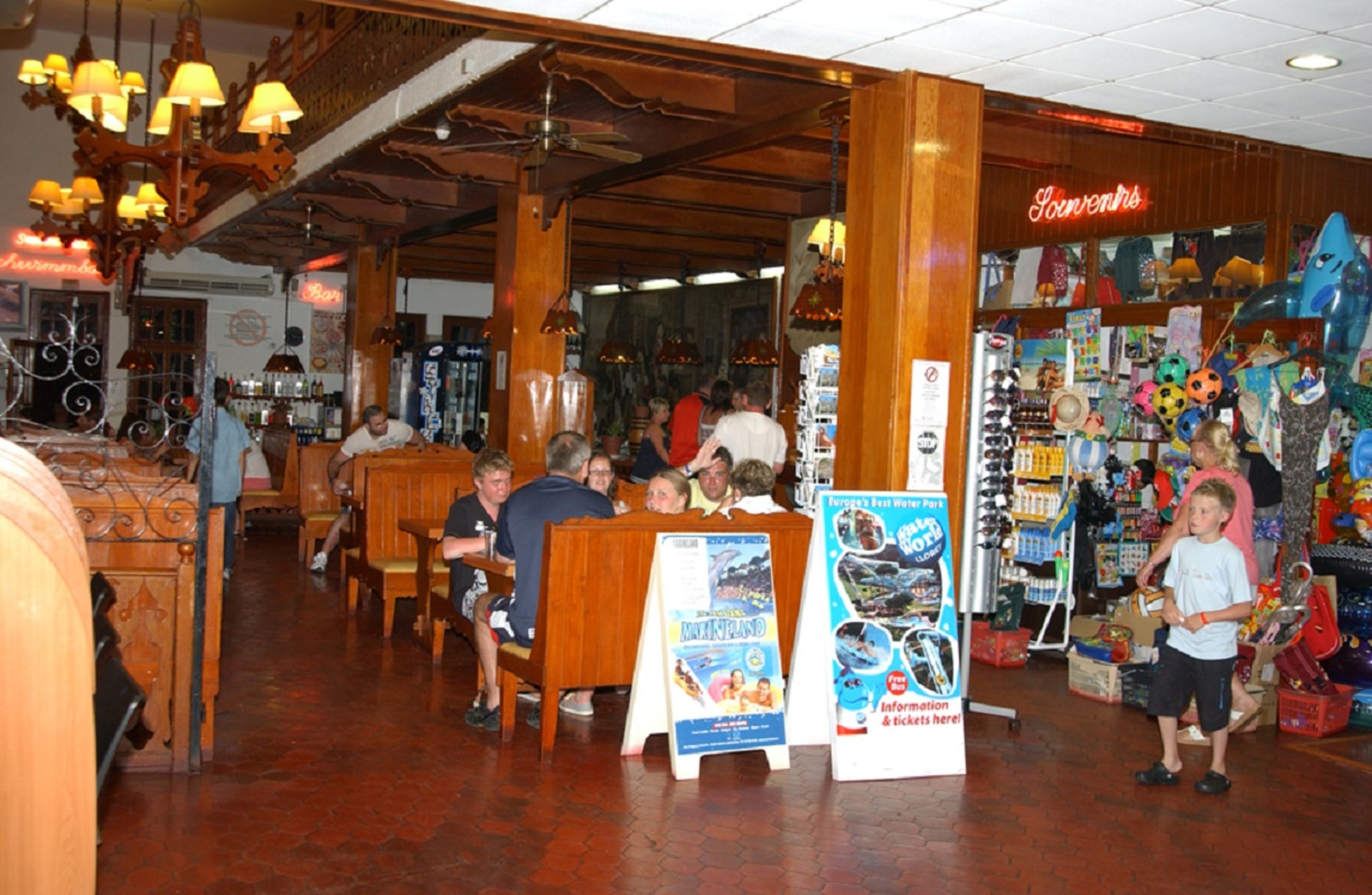 Santa Susanna Resort 12/24