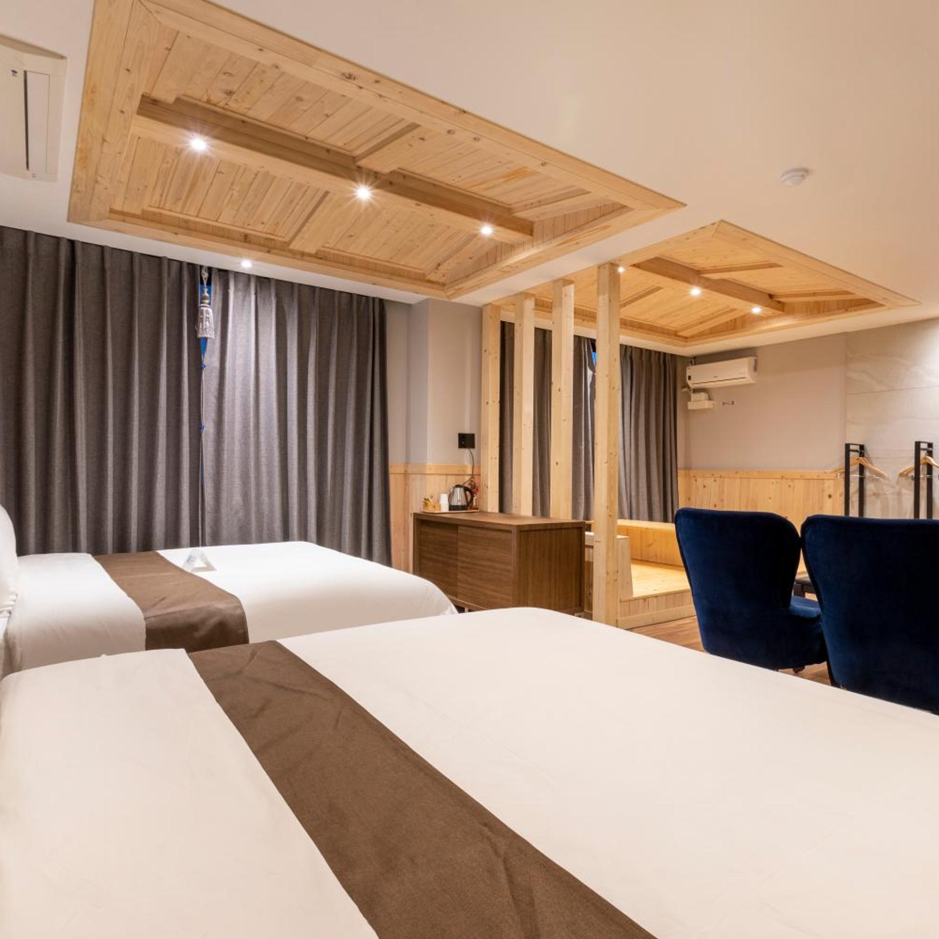 family suite