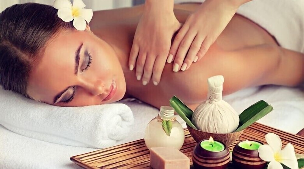 Amazones Village Suites 24/50