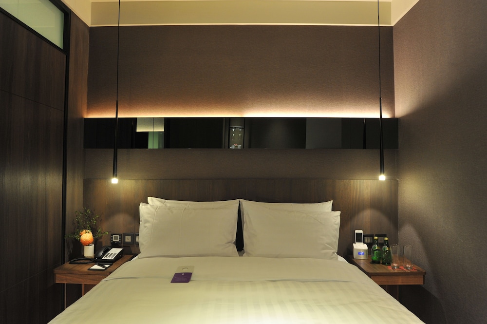 WESTGATE HOTEL 29/66