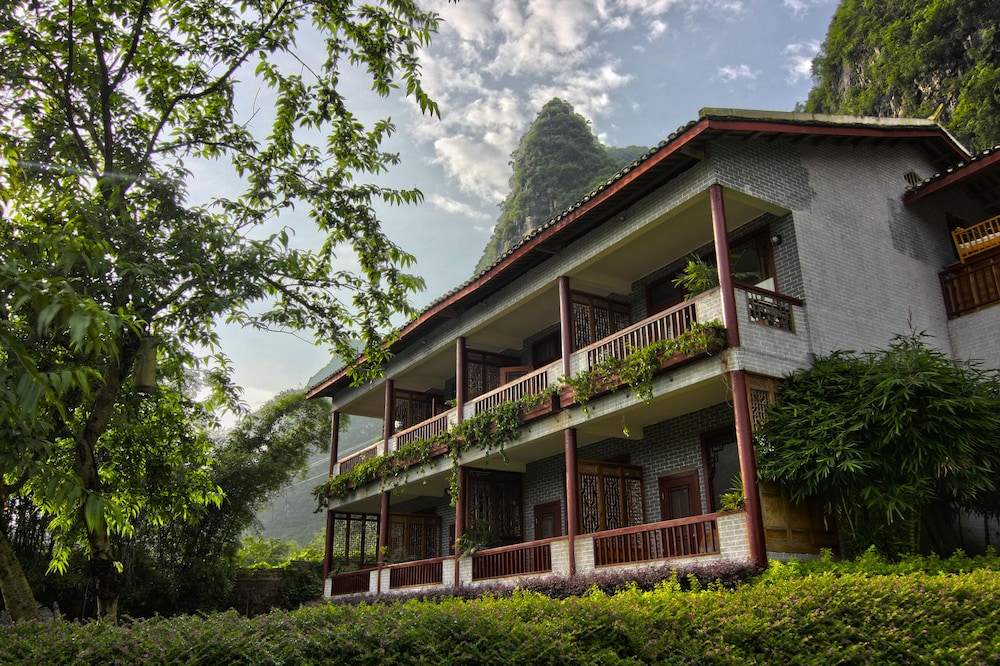 Yangshuo Mountain Retreat 2/50