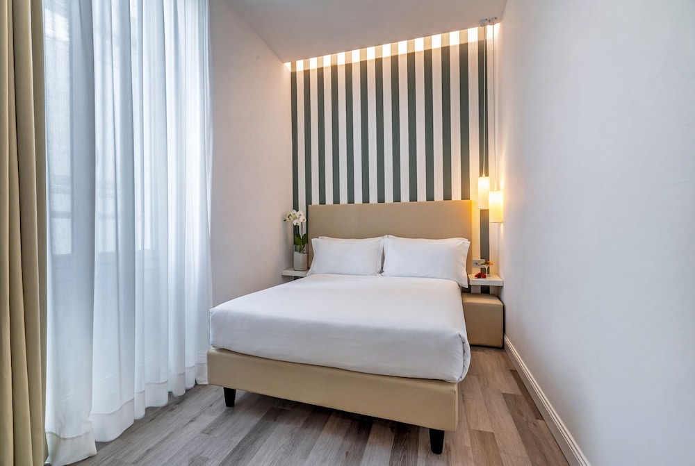 COMFORT, LARGE SINGLE BED