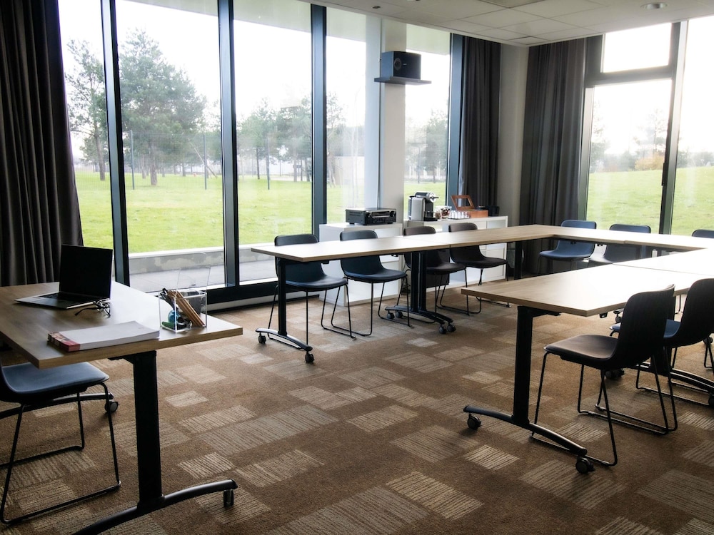 ibis Gonesse 43/57