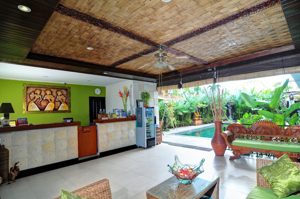 KAMANDHANI COTTAGE 9/65