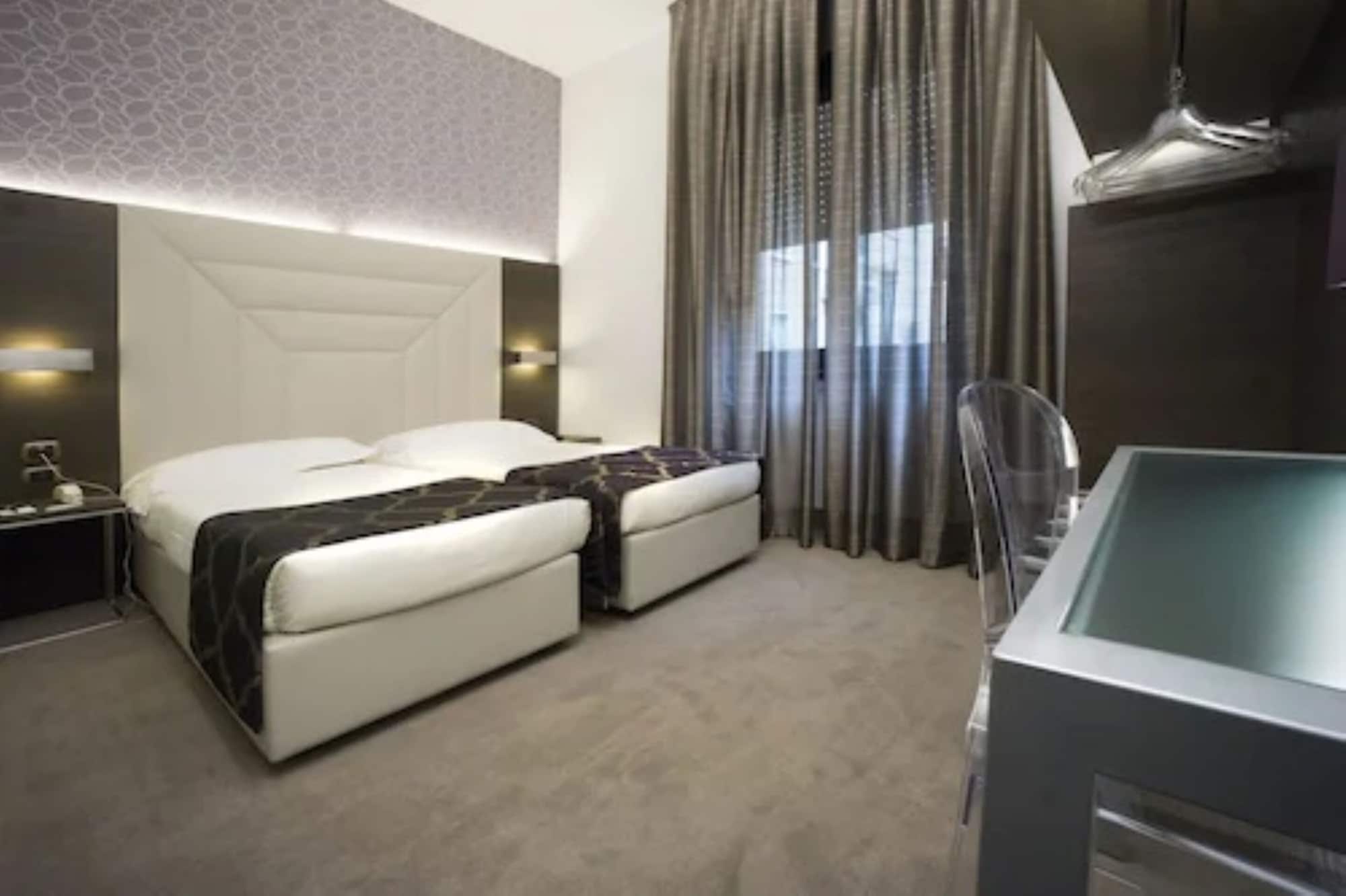 SUPERIOR, DOUBLE BED