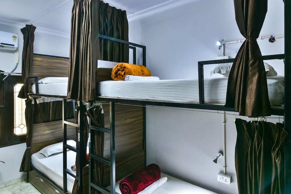 Hoztel Jaipur 8/56