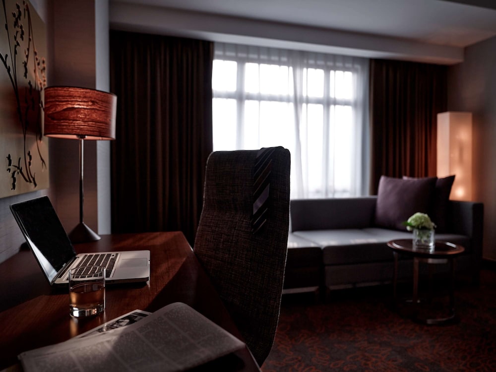 Pullman Hanoi Hotel 42/69