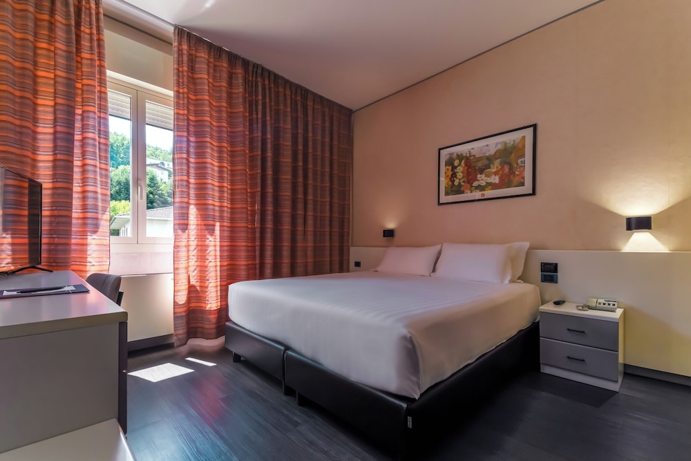 Minotel Falco d'Oro 28/50