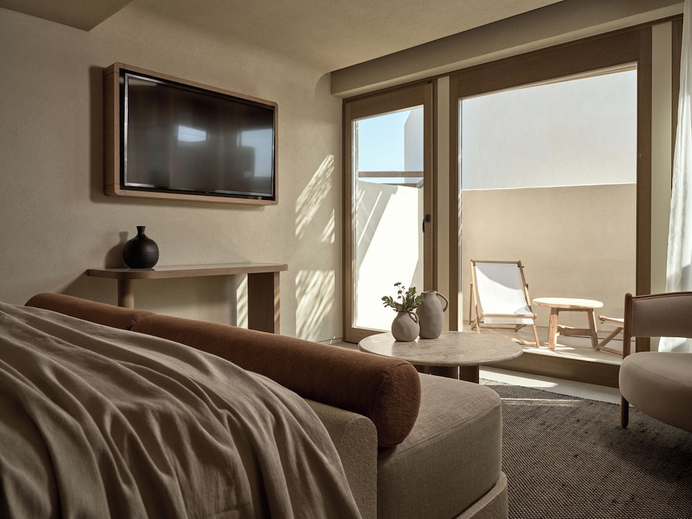 Omeon Mykonos 44/62