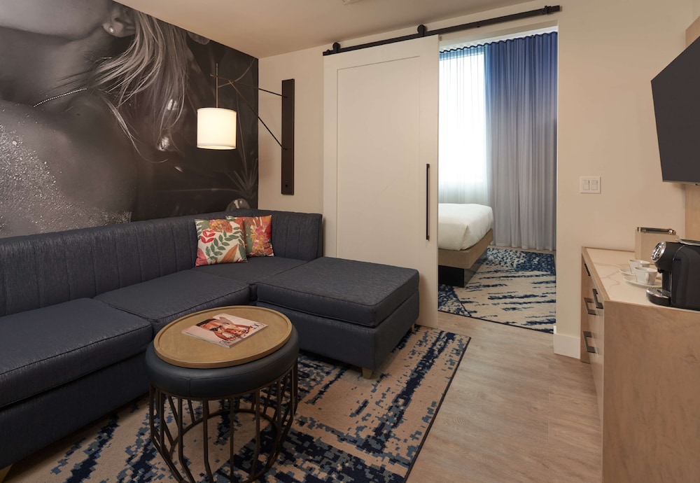 Serena Hotel Aventura Tapestry Collection by Hilton 42/60