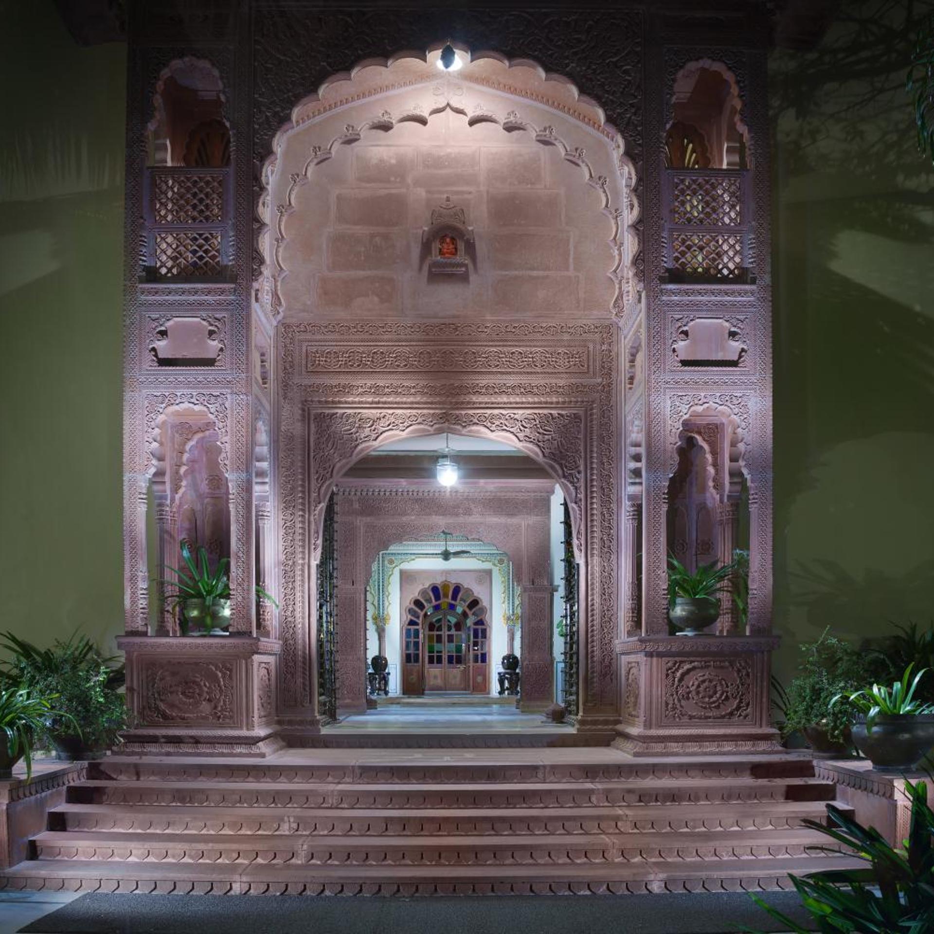 JAGAT PALACE 5/33