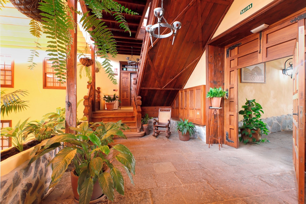 Bentor Rural Hotel 10/50