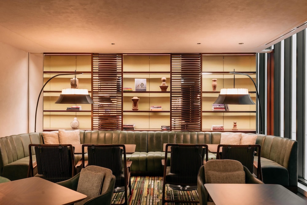 Grand Hyatt Hotel Singapore 61/76