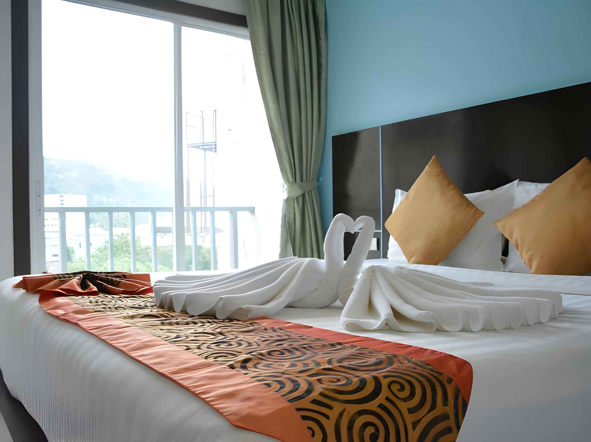 Deluxe, Double Bed, Mountain View