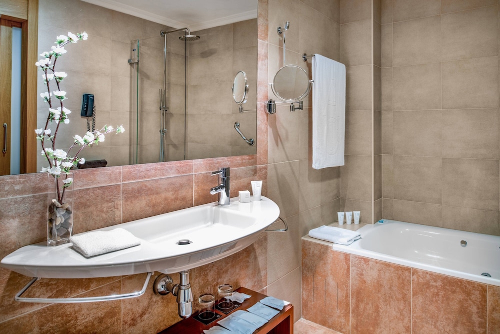 AC Hotel Carlton Madrid by Marriott 8/31