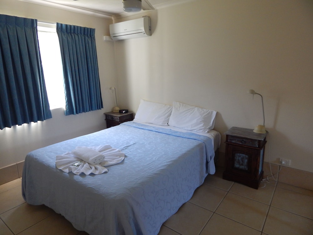 Tranquil Shores Holiday Apartments 15/71
