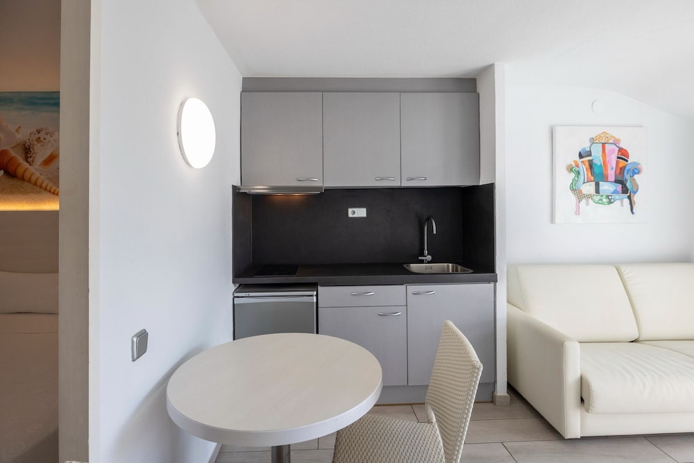 Aparthotel Miami Park 48/58