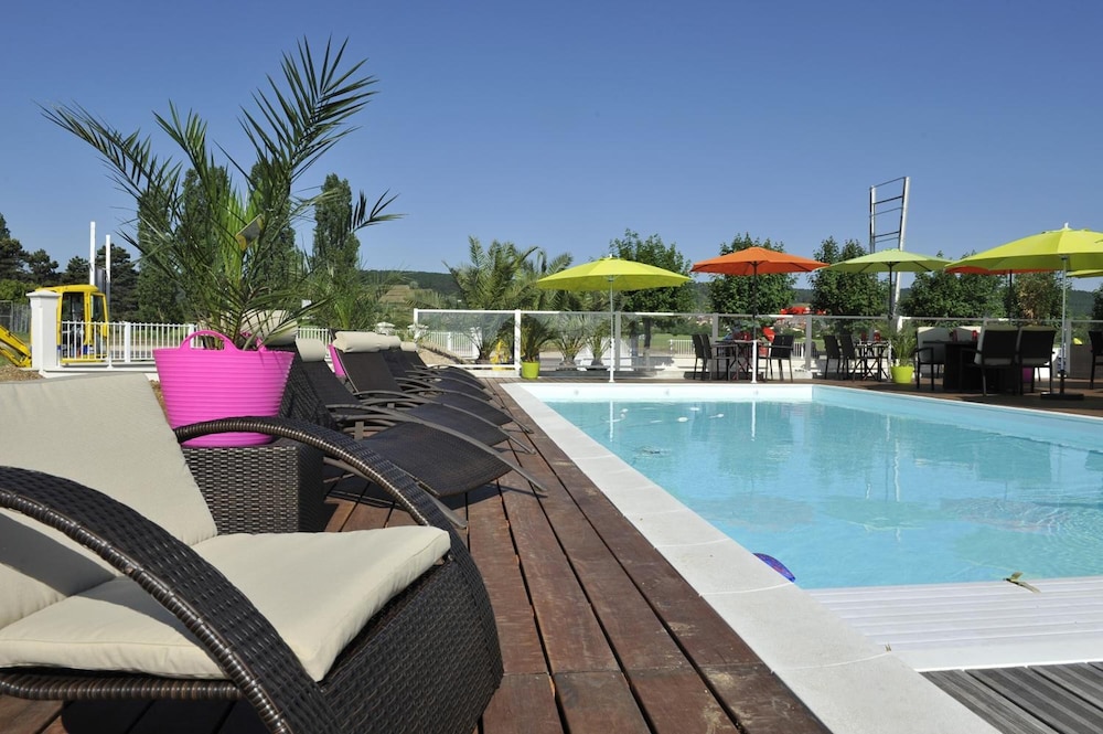 Brit Hotel Hermes 37/42