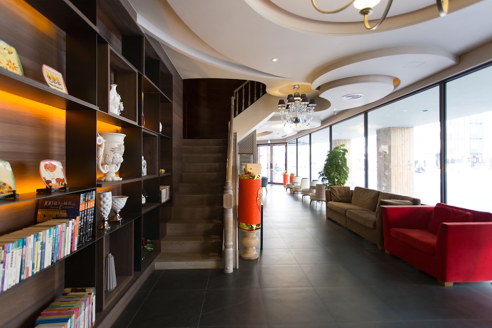 Leesing Hotel 18/35