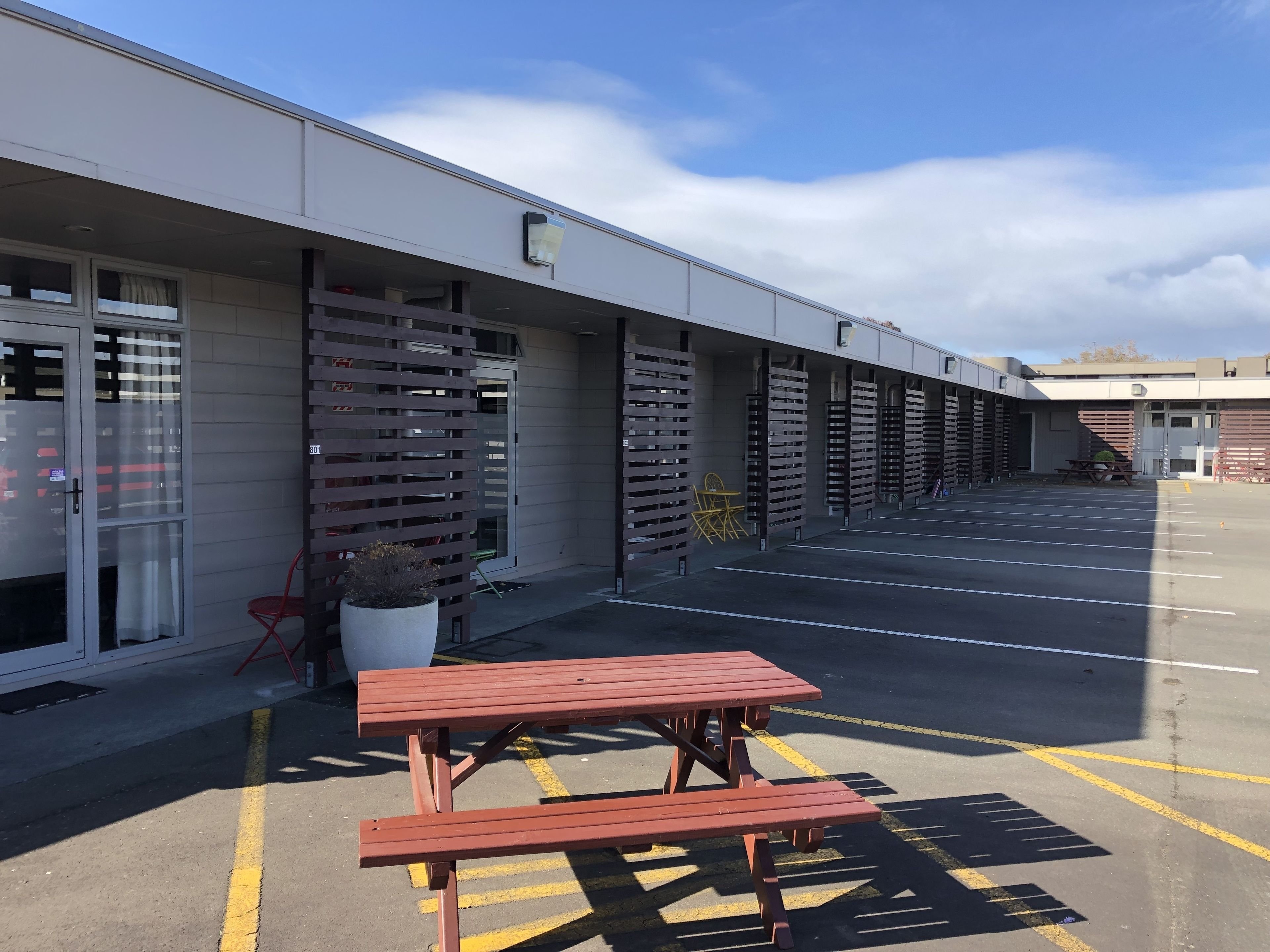 Aspree Motor Inn 43/49