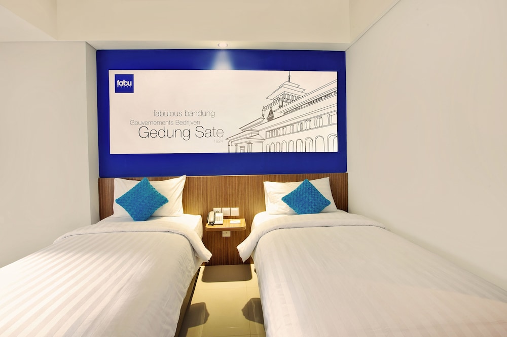 Indies Hotel Bandung 24/55
