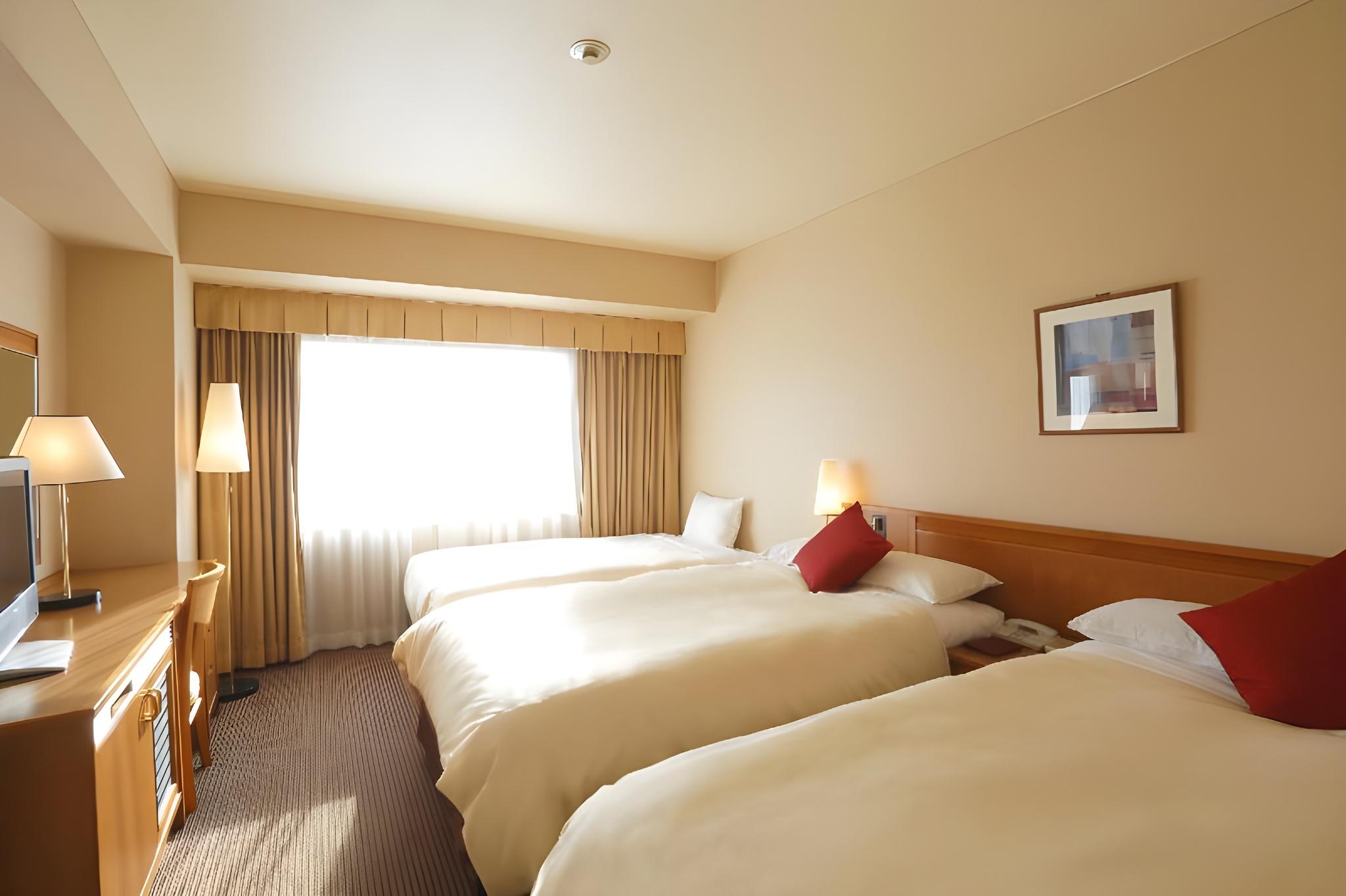 Superior, Triple, Single Bed