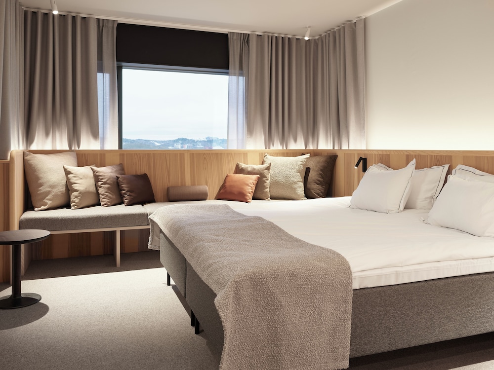 PREMIUM, GOTHIA TOWER