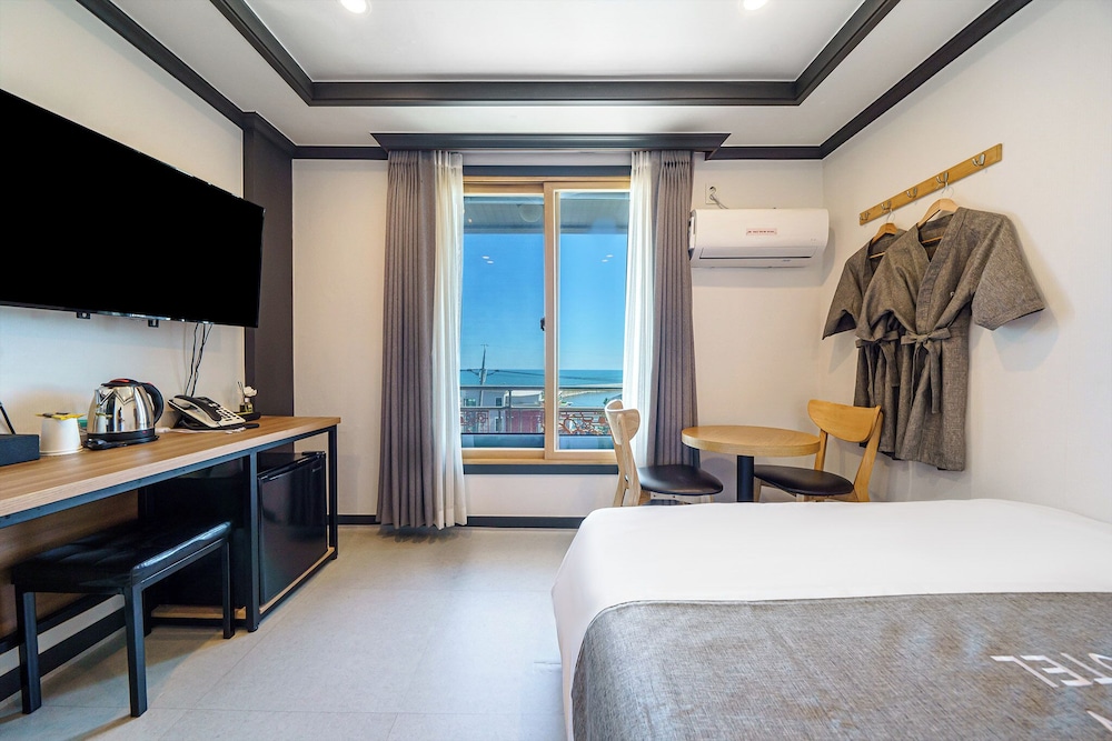 Yangyang Port View 7/26