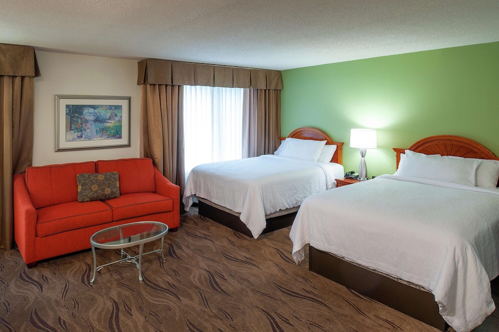 Hilton Garden Inn Allentown Bethlehem Airport 7/64