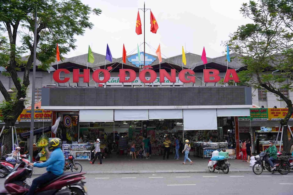 Ancient Hue Garden Houses 5/50