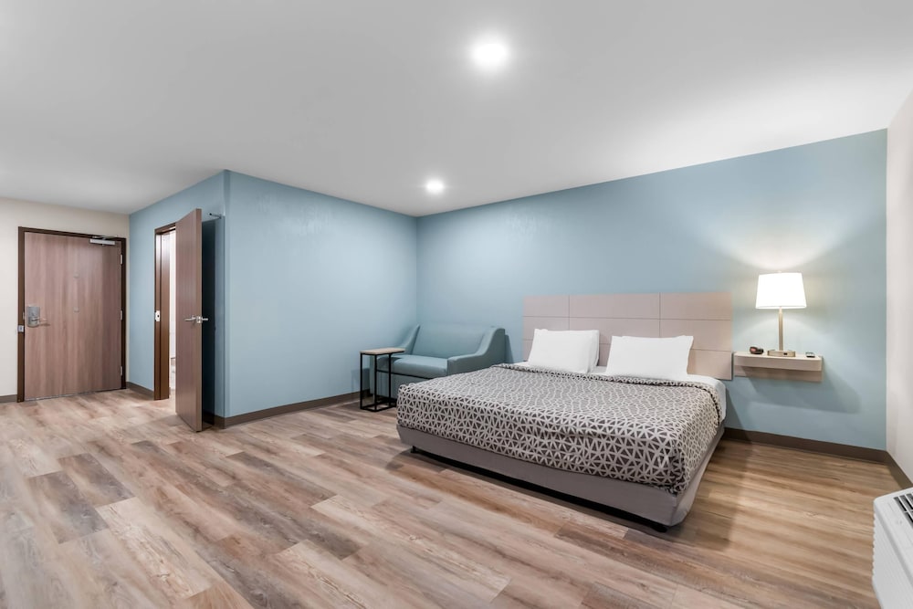 WoodSpring Suites Harrisburg Carlisle 21/51