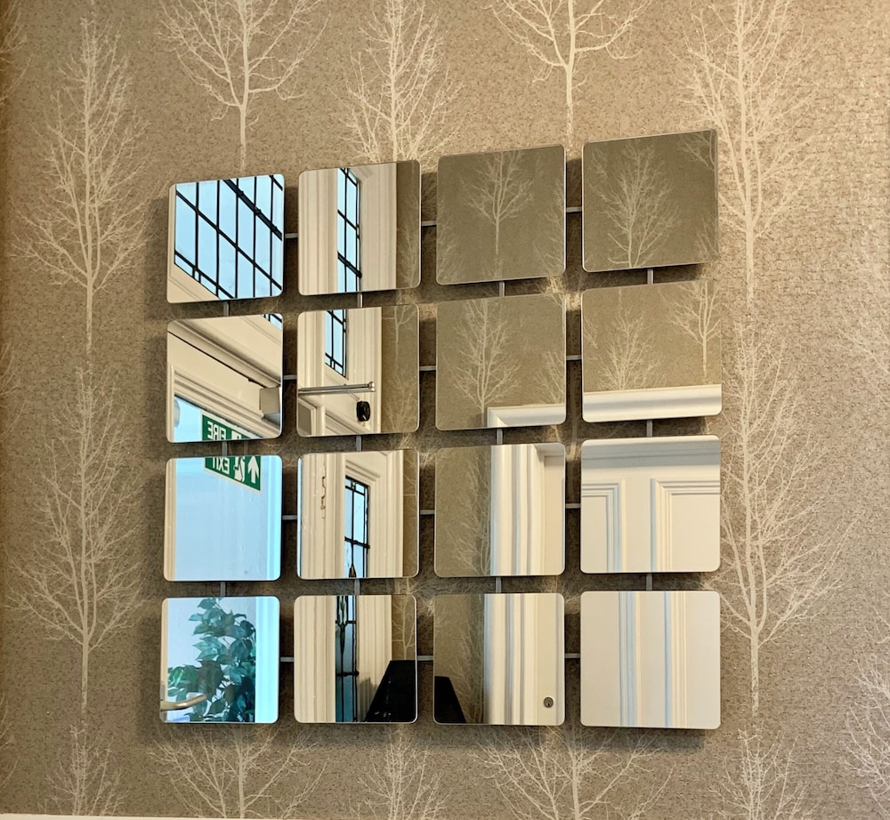 Northumberland Hotel 38/72