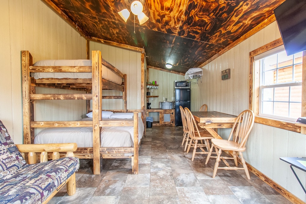Ozark Village Resort 42/67