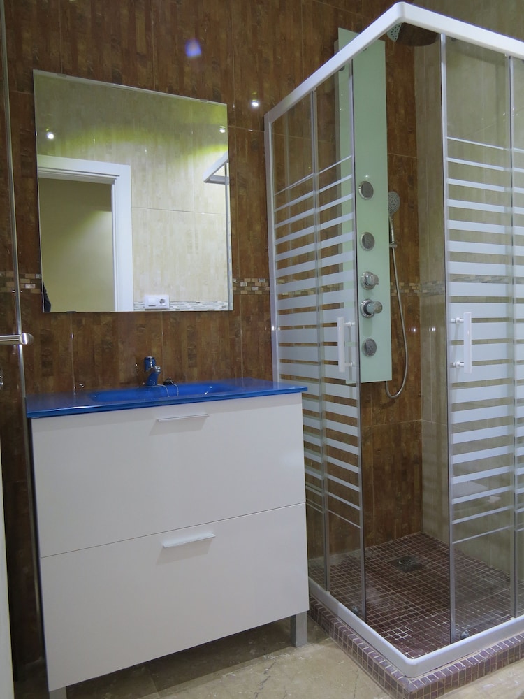 APARTAMENTOS MARINA INTERNACIONAL 6/50