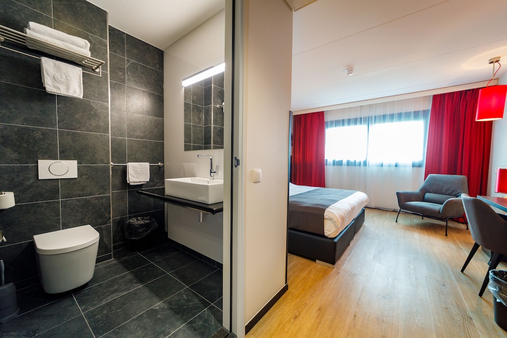 BASTION HOTEL NIJMEGEN 7/24