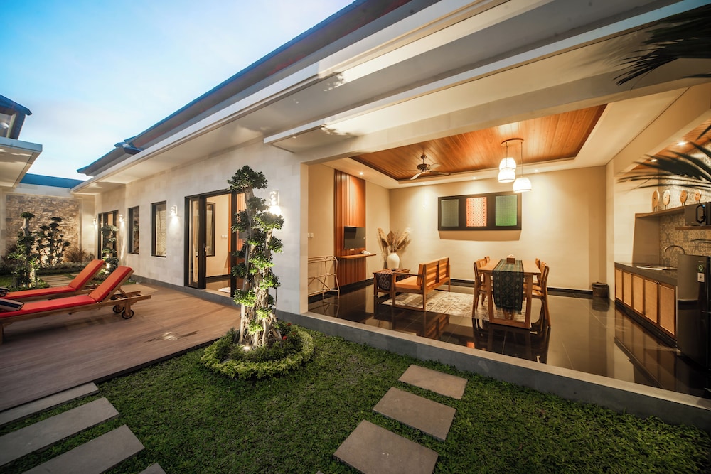Gaing Mas Jimbaran Villas By Gaing Mas Group 70/80