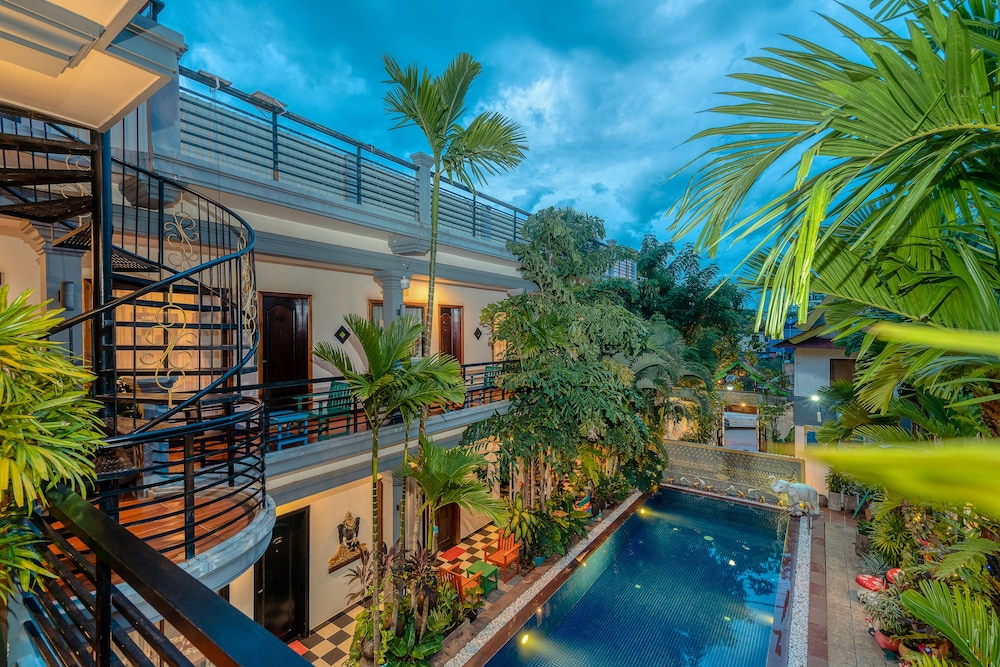 Asanak D'angkor Boutique Hotel 45/50