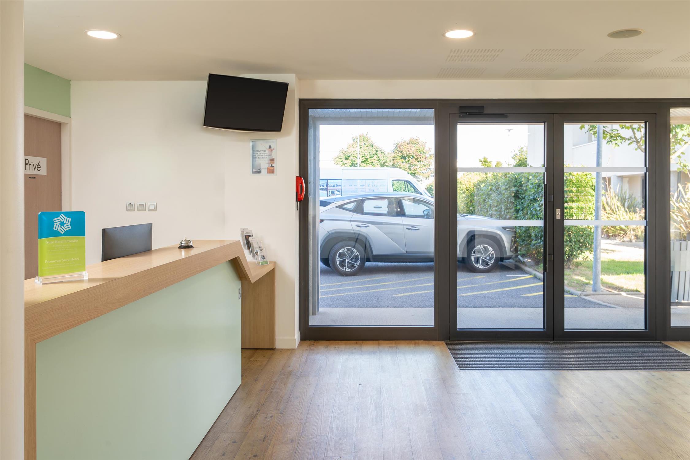 Sure Hotel by Best Western Guerande 7/28
