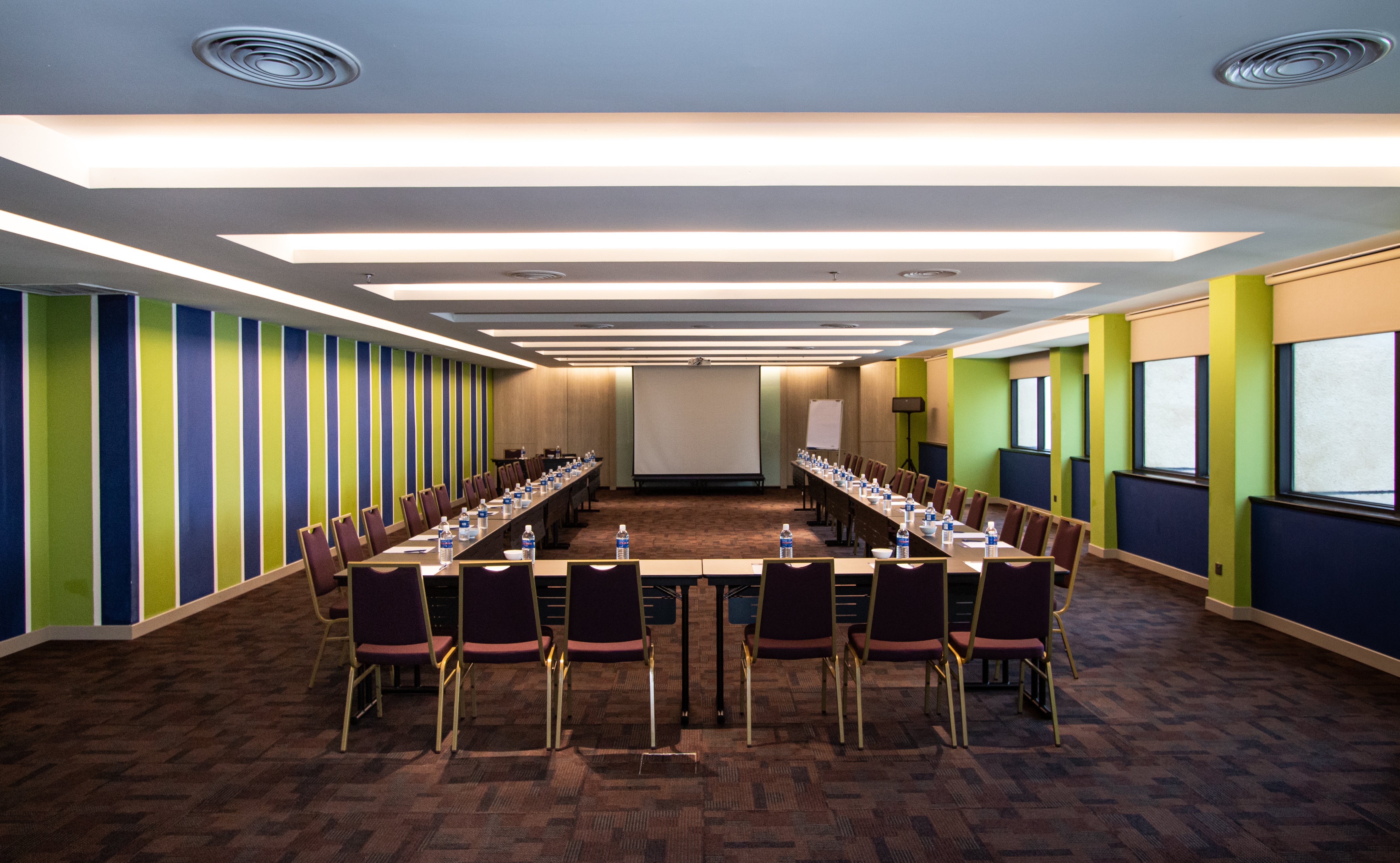 Holiday Inn Express Kuala Lumpur City Centre 52/57